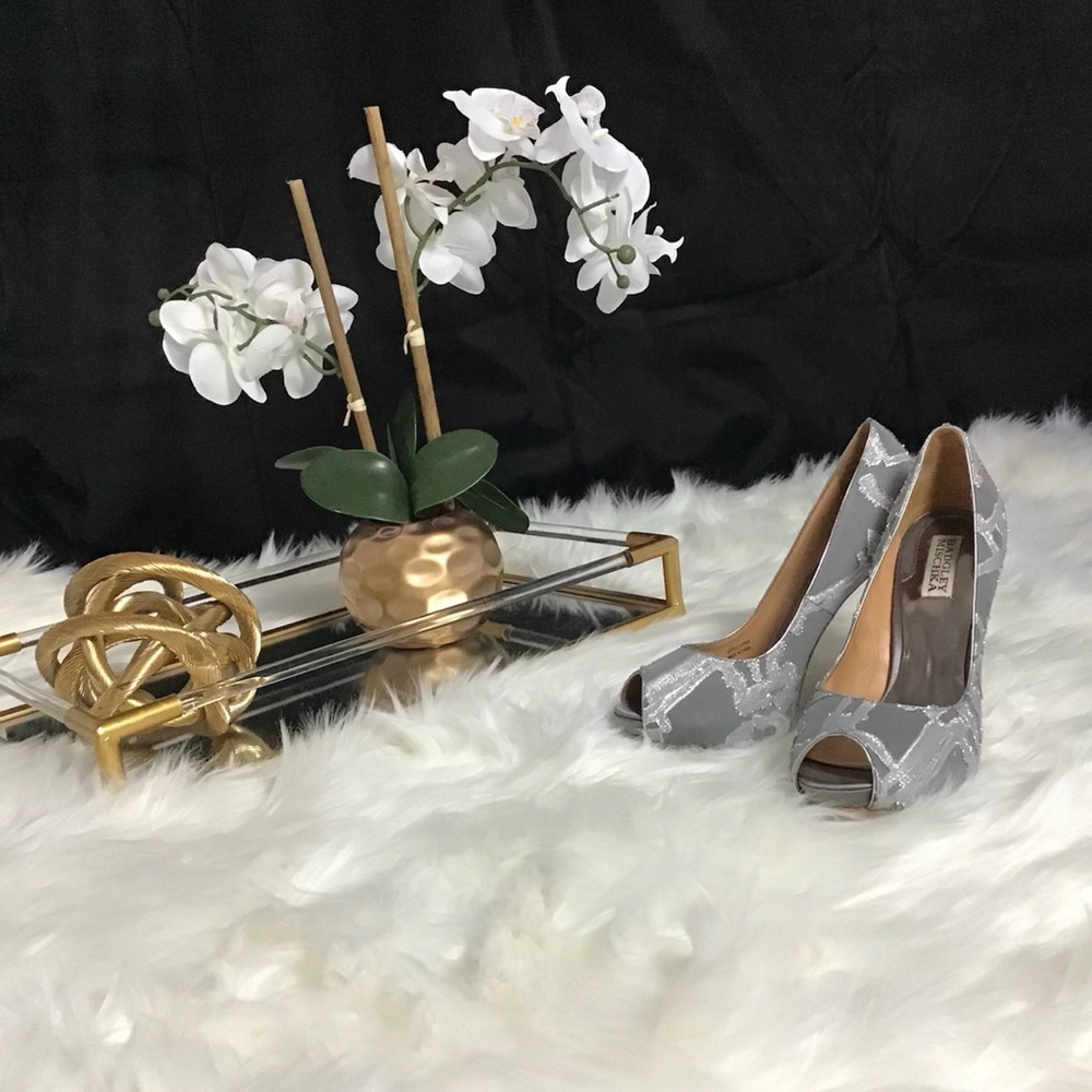 Two tone heels